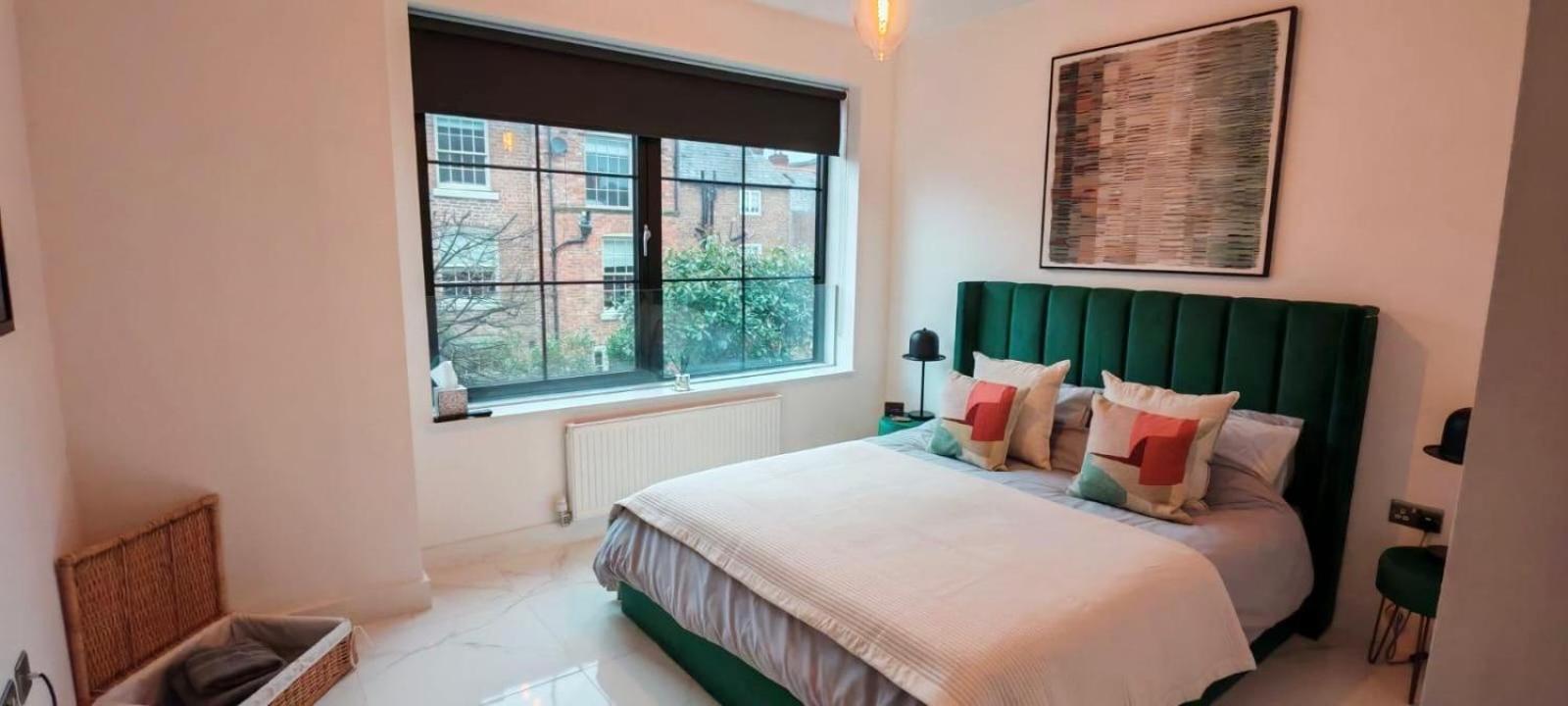 Luxury Apartment: City Centre, Stylish, Modern 체스터 외부 사진